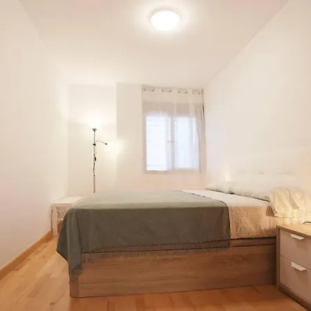Casa Fenicia - Cosy With Free Private Parking Apartament *